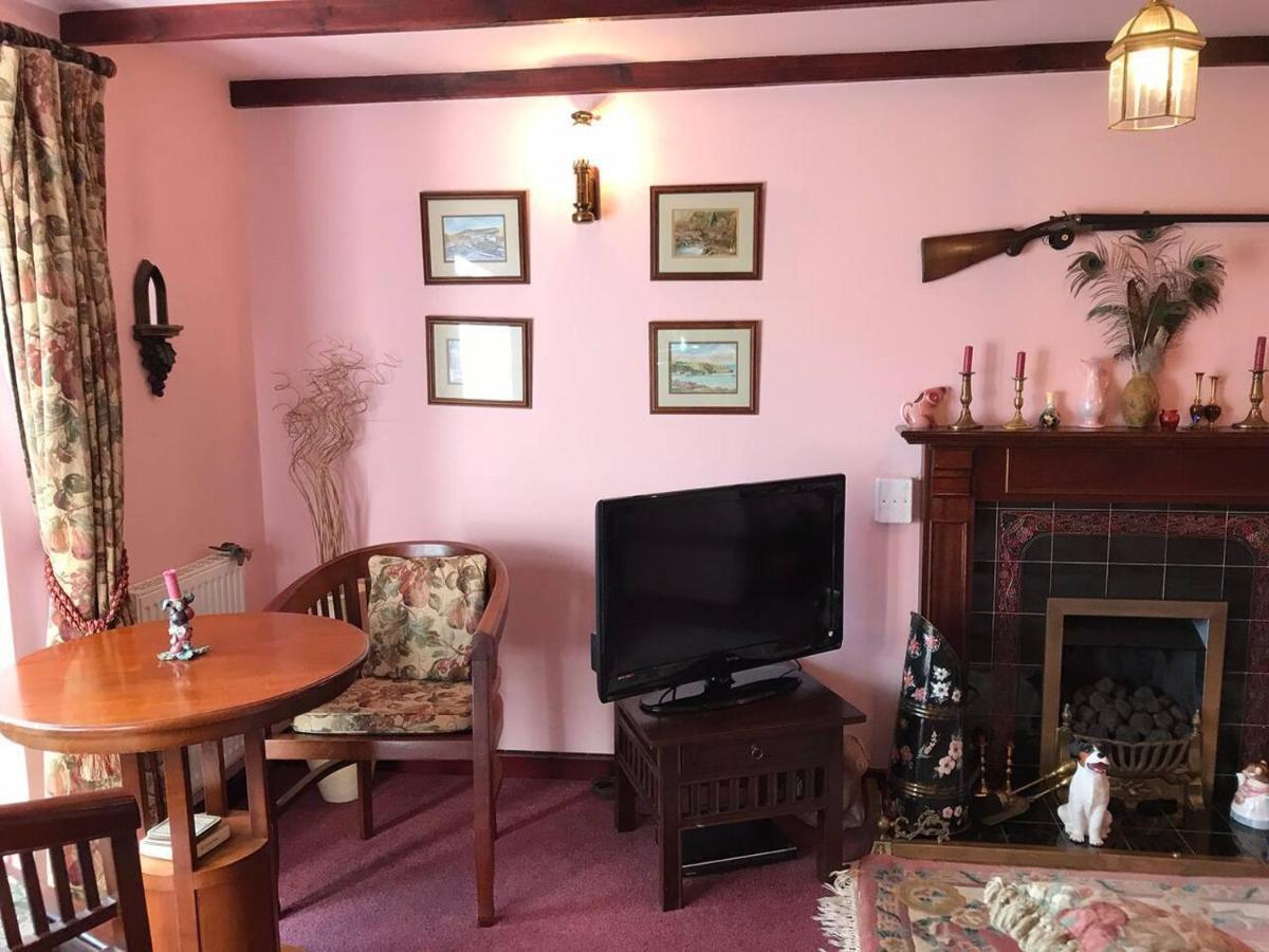 Cosy Cottage For Ecotourism Lovers Near كورين المظهر الخارجي الصورة